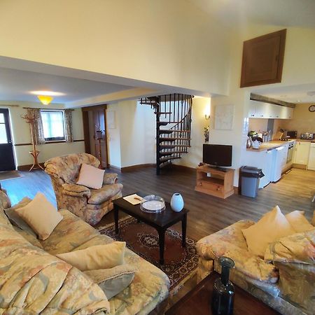 Villa The Old Stables Self Catering à Salisbury Extérieur photo